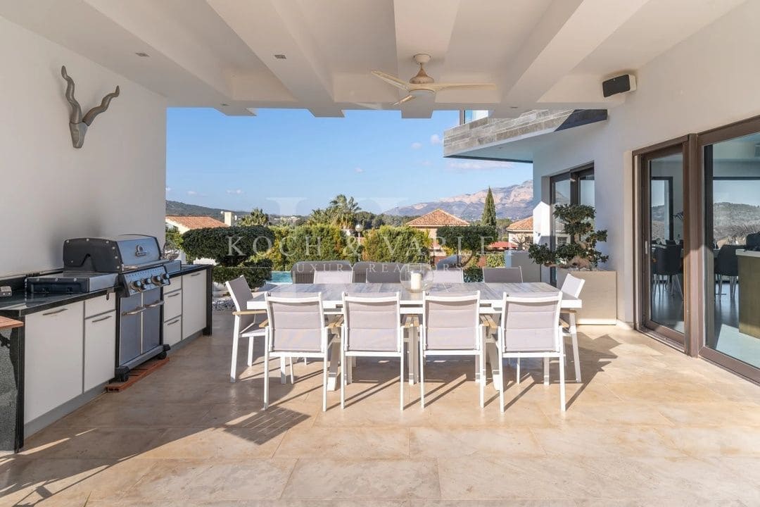 5 soveværelse Villa til salg i Javea / Xabia med swimmingpool garage - € 2.499.000 (Ref: 9047352)
