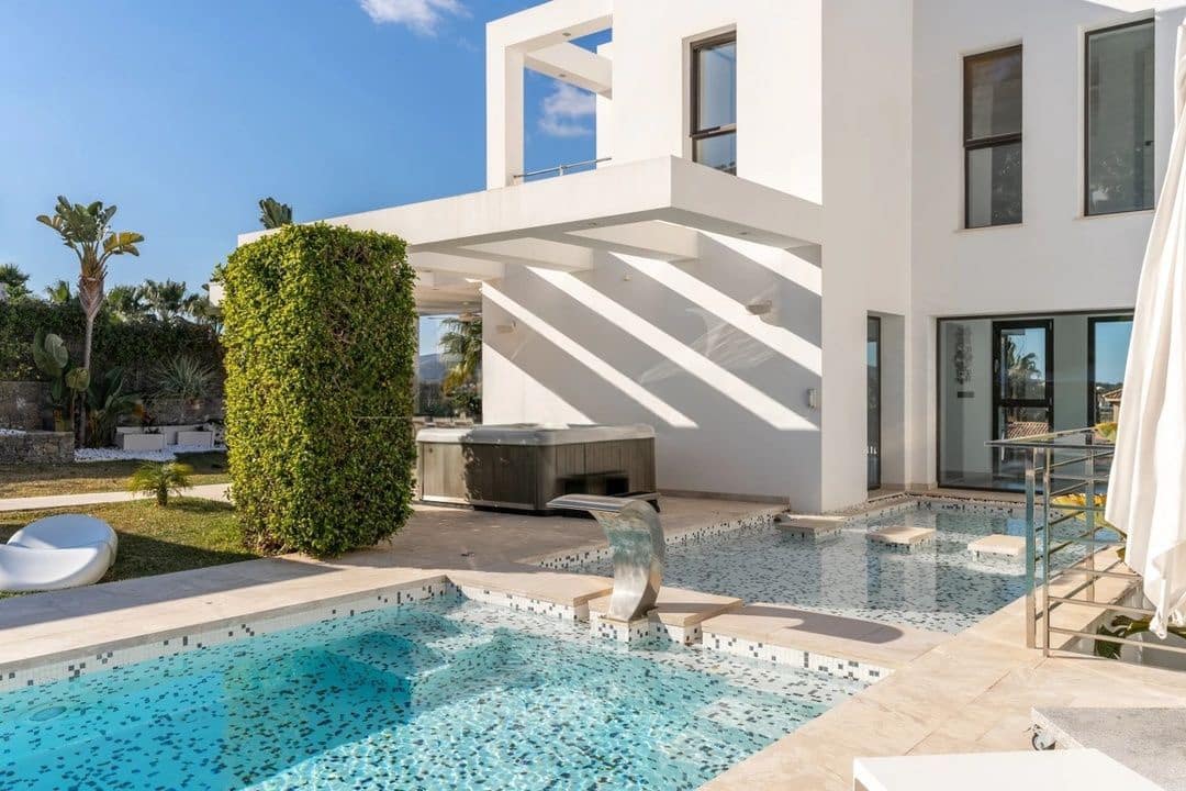 5 soveværelse Villa til salg i Javea / Xabia med swimmingpool garage - € 2.499.000 (Ref: 9047352)