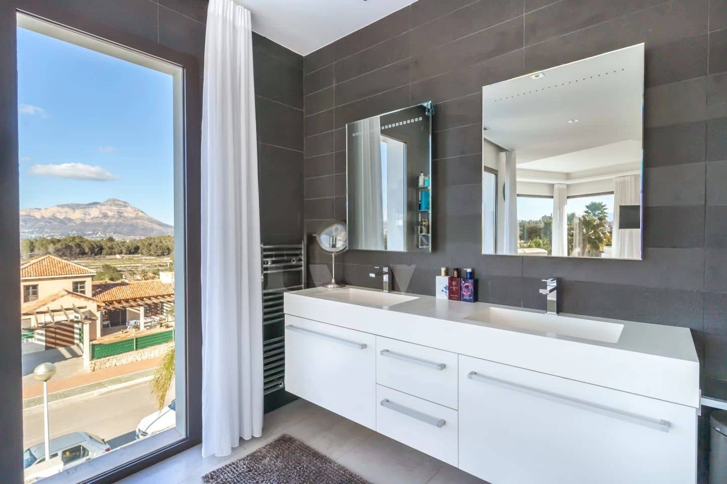 5 soveværelse Villa til salg i Javea / Xabia med swimmingpool garage - € 2.499.000 (Ref: 9047352)