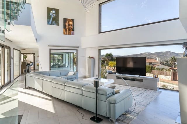 5 Zimmer Villa zu verkaufen in Cap Martí - El Tossalet - Pinomar, Javea / Xàbia mit Pool Garage - 2.499.000 € (Ref: 9047352)