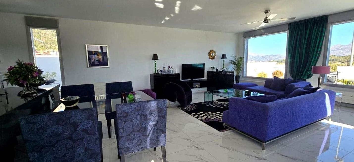 2 Zimmer Villa zu verkaufen in Polop mit Pool Garage - 530.000 € (Ref: 9073192)