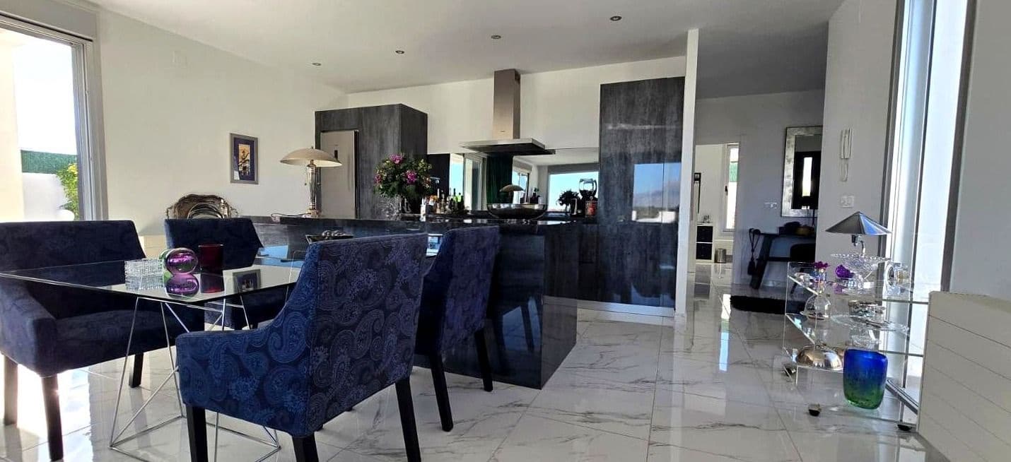 2 Zimmer Villa zu verkaufen in Polop mit Pool Garage - 530.000 € (Ref: 9073192)