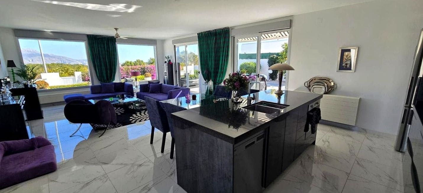 2 Zimmer Villa zu verkaufen in Polop mit Pool Garage - 530.000 € (Ref: 9073192)