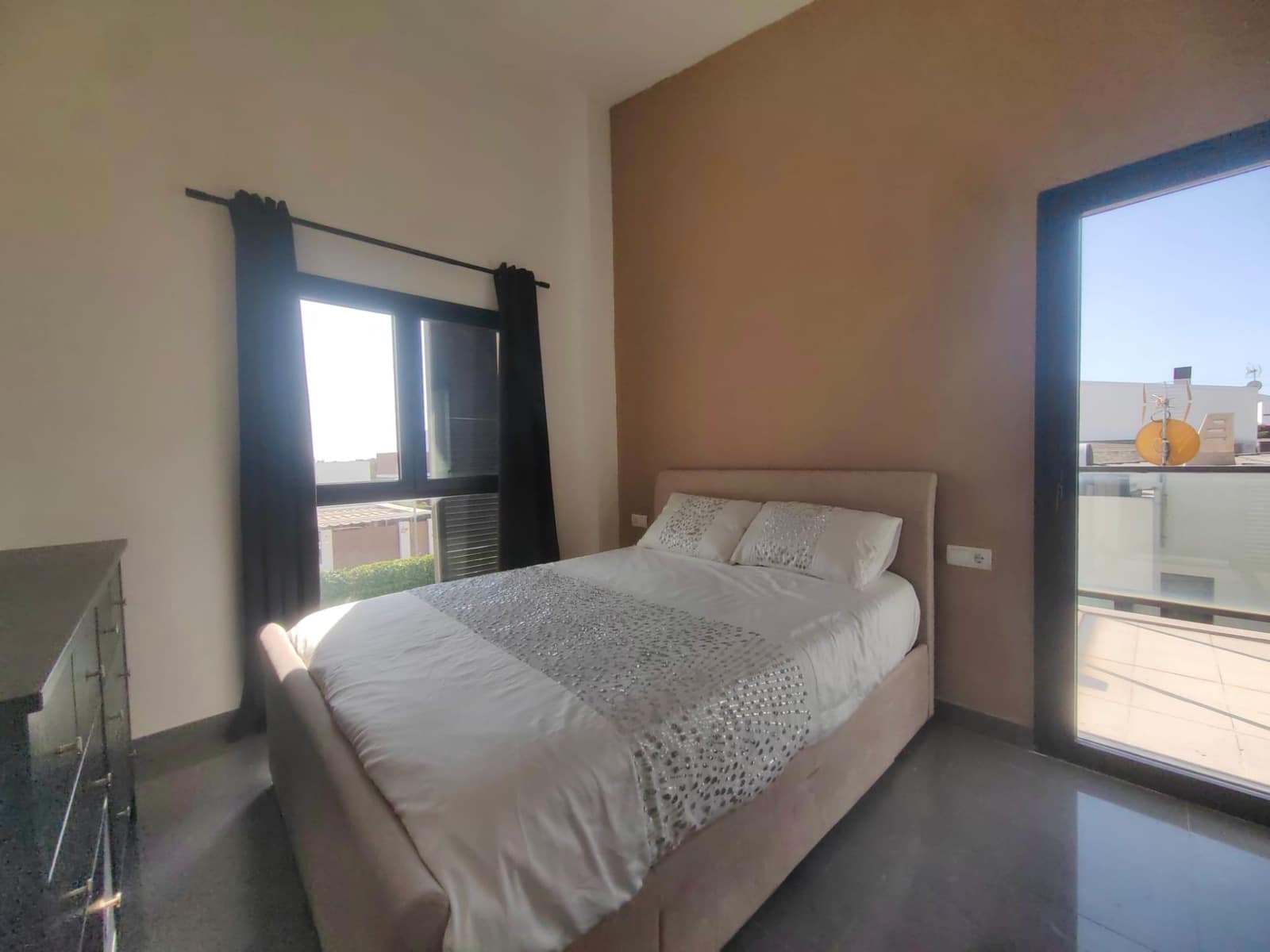 3 soveværelse Villa til salg i Polop med swimmingpool garage - € 460.000 (Ref: 9073193)