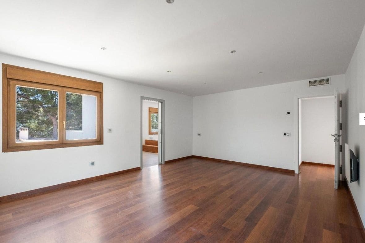 4 soveværelse Villa til salg i La Nucia med swimmingpool garage - € 950.000 (Ref: 9116650)