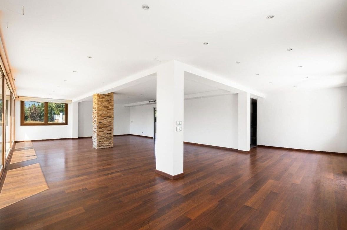 4 soveværelse Villa til salg i La Nucia med swimmingpool garage - € 950.000 (Ref: 9116650)