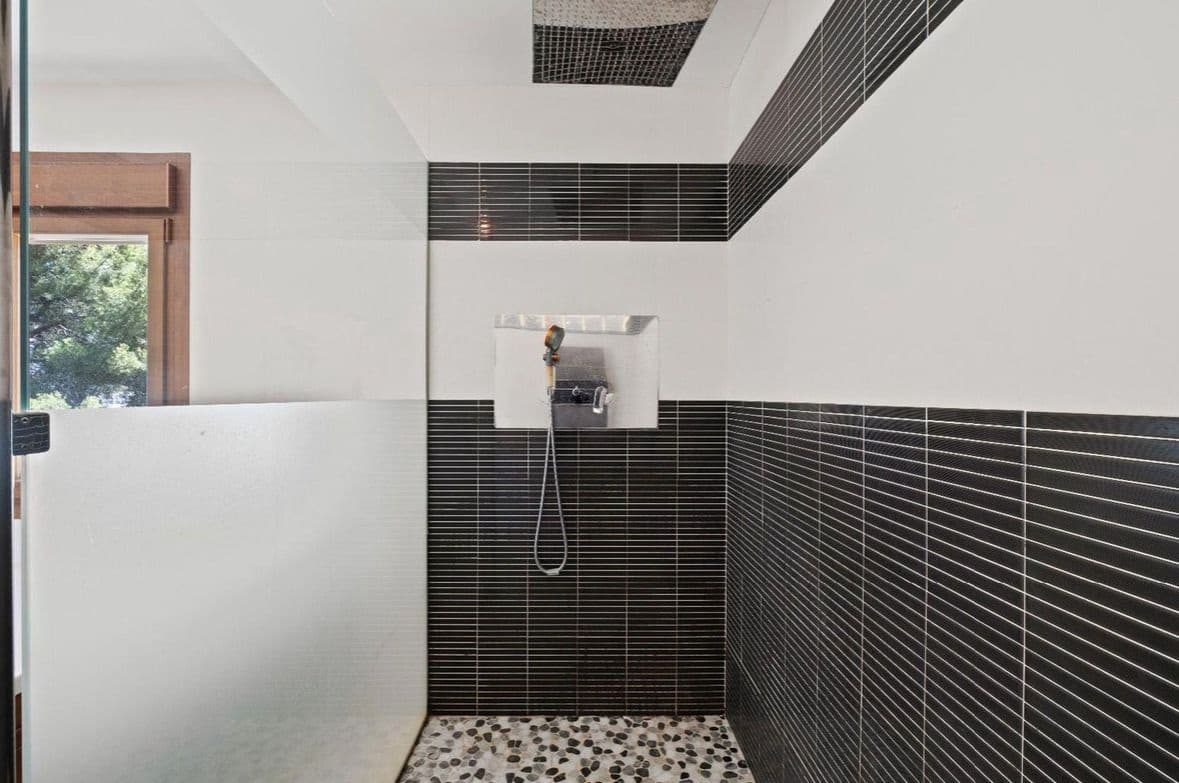 4 soveværelse Villa til salg i La Nucia med swimmingpool garage - € 950.000 (Ref: 9116650)