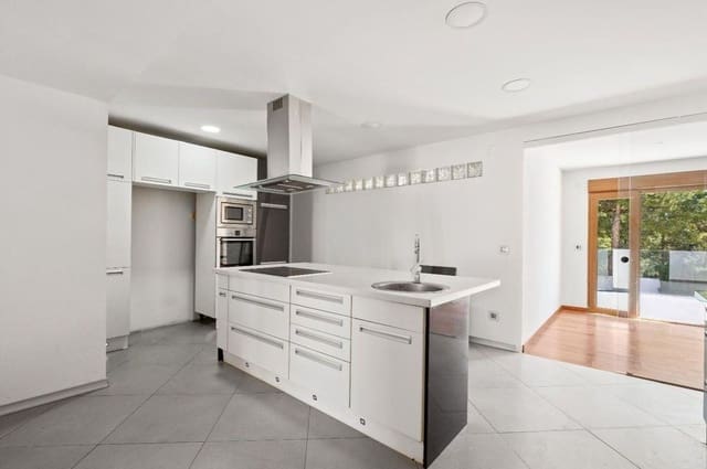 4 bedroom Villa for sale in Coloma  , La Nucia with pool garage - € 950,000 (Ref: 9116650)