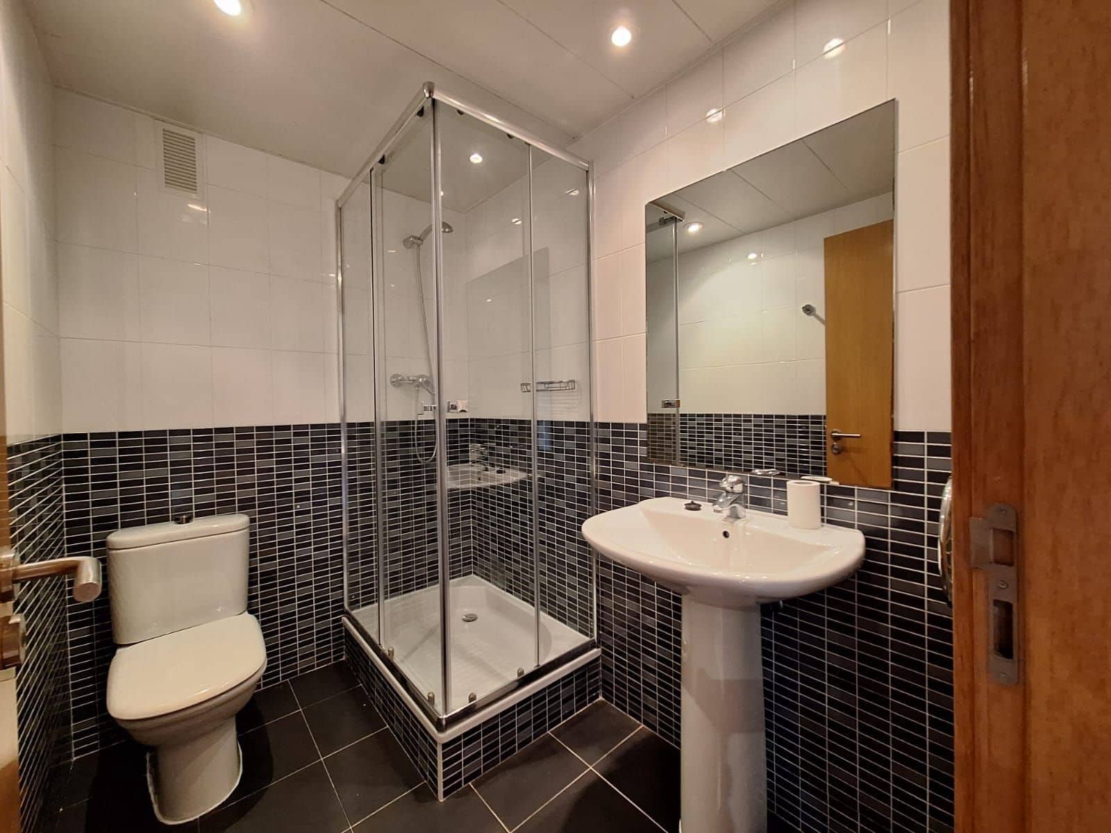 2 bedroom Apartment for sale in Benidorm with pool garage - € 350,000 (Ref: 9124669)