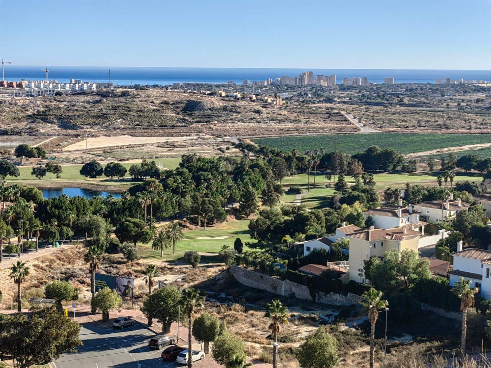 3 soveværelse Villa til salg i El Campello med swimmingpool garage - € 495.000 (Ref: 9128011)