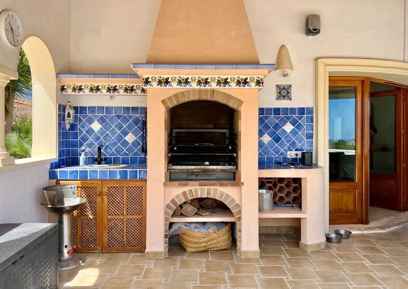 4 soveværelse Villa til salg i Calpe / Calp med swimmingpool garage - € 849.000 (Ref: 9128012)