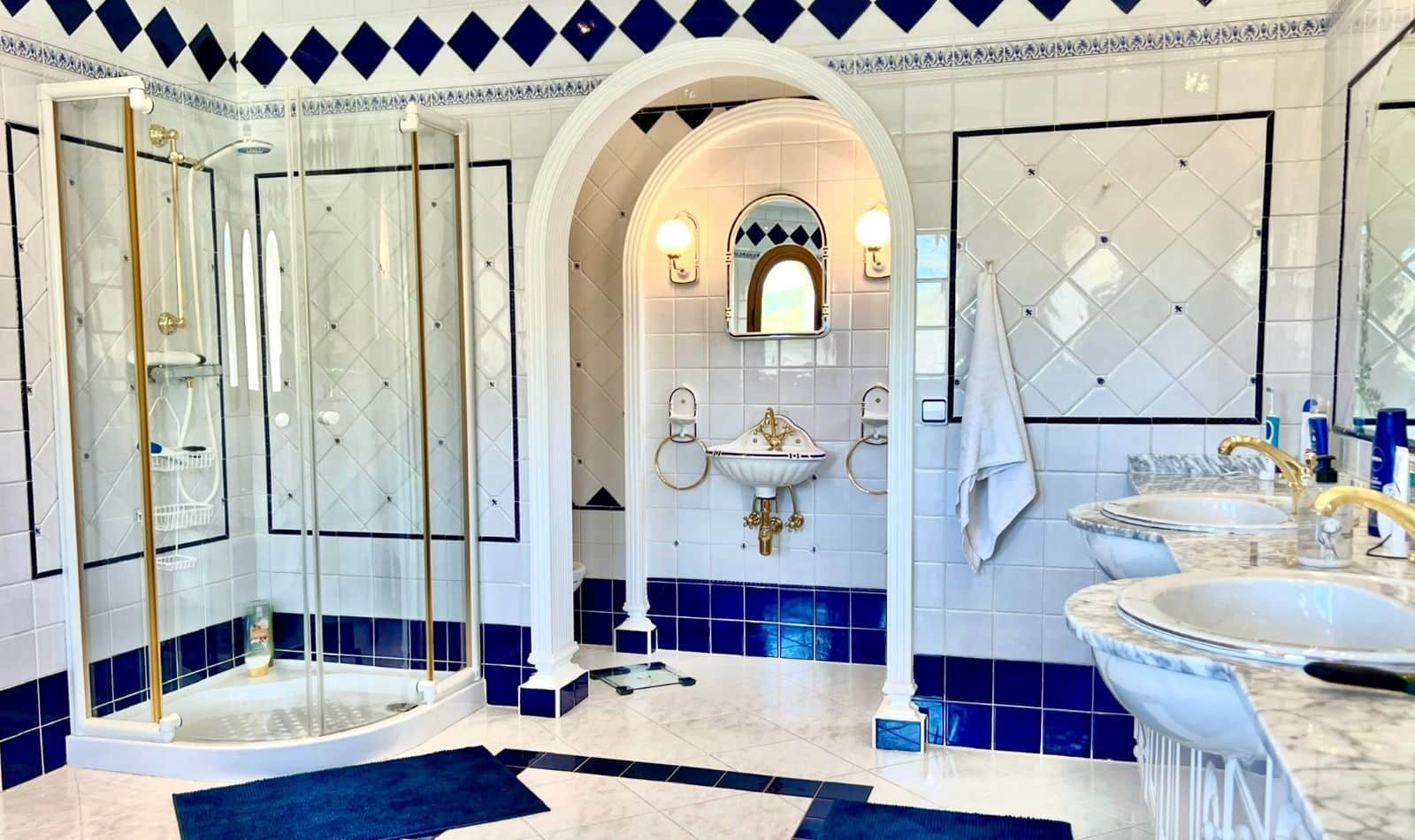 4 soveværelse Villa til salg i Calpe / Calp med swimmingpool garage - € 849.000 (Ref: 9128012)