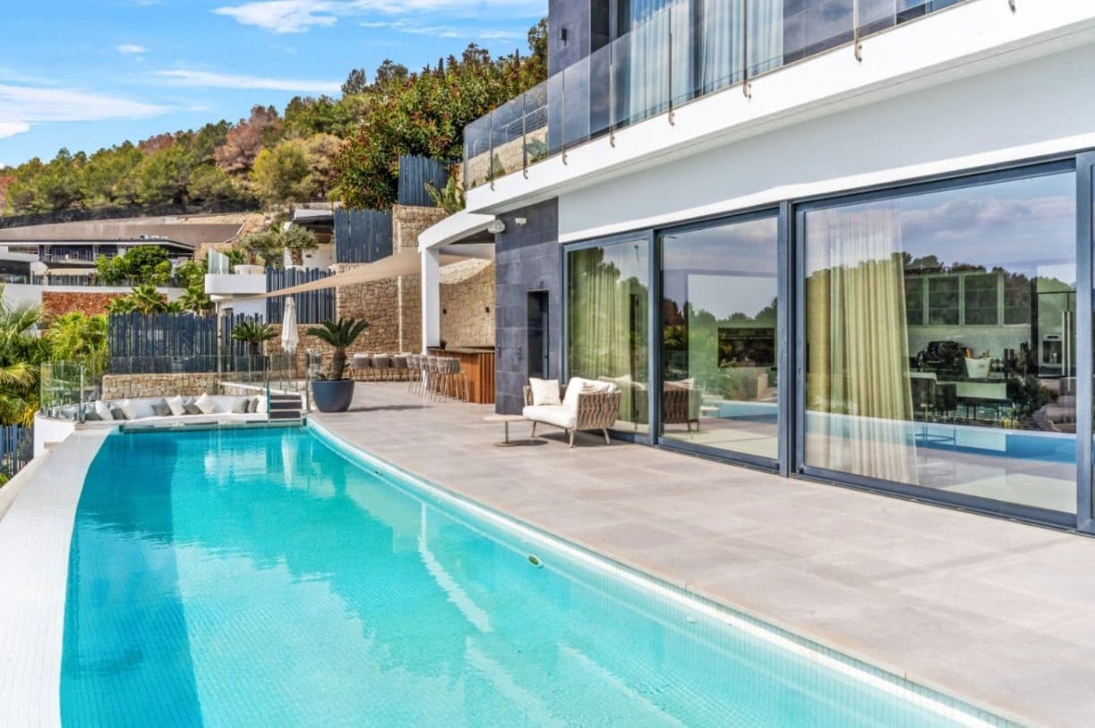 5 soveværelse Villa til salg i Benissa med swimmingpool garage - € 3.500.000 (Ref: 9129522)