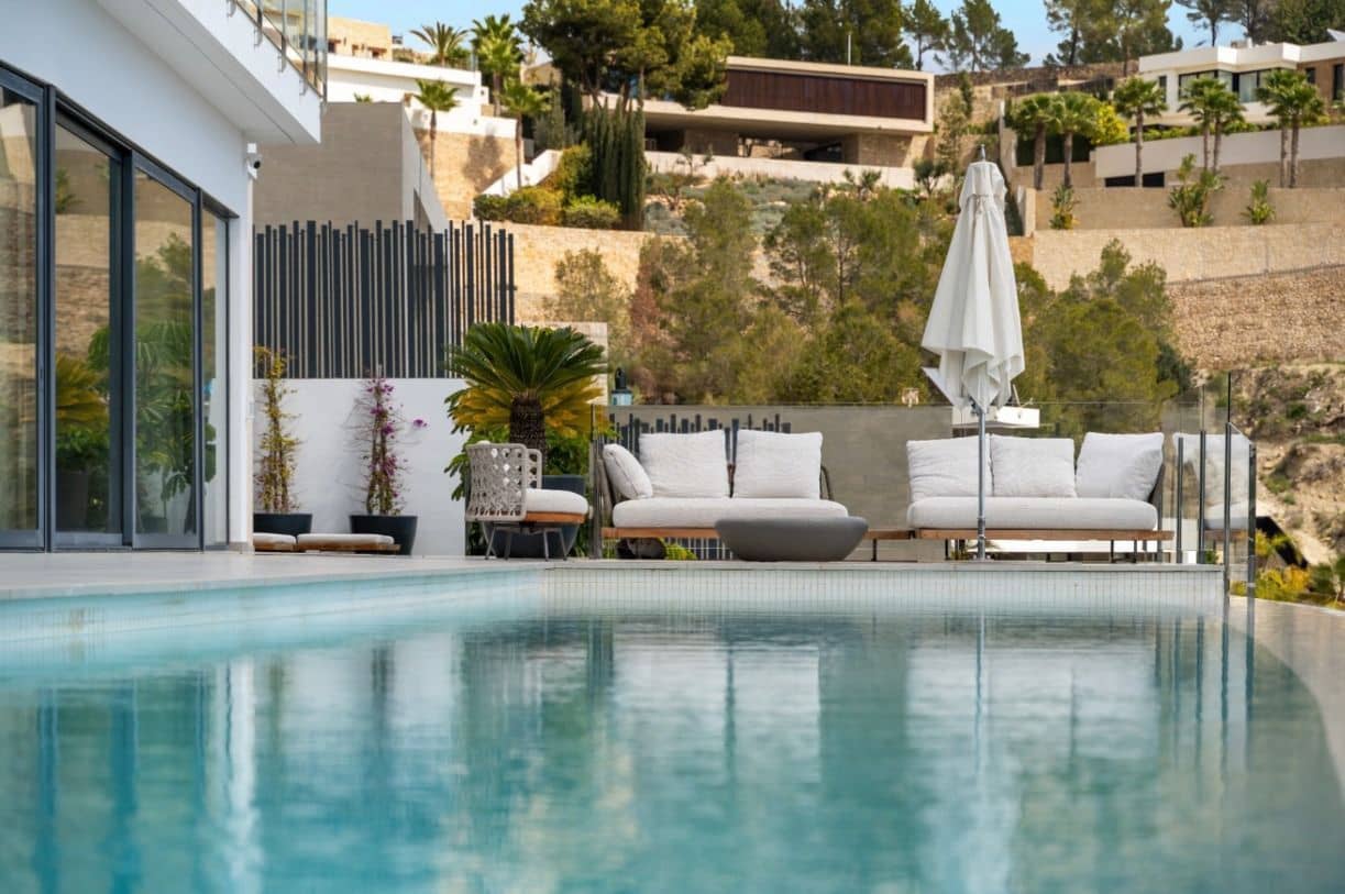 5 soveværelse Villa til salg i Benissa med swimmingpool garage - € 3.500.000 (Ref: 9129522)