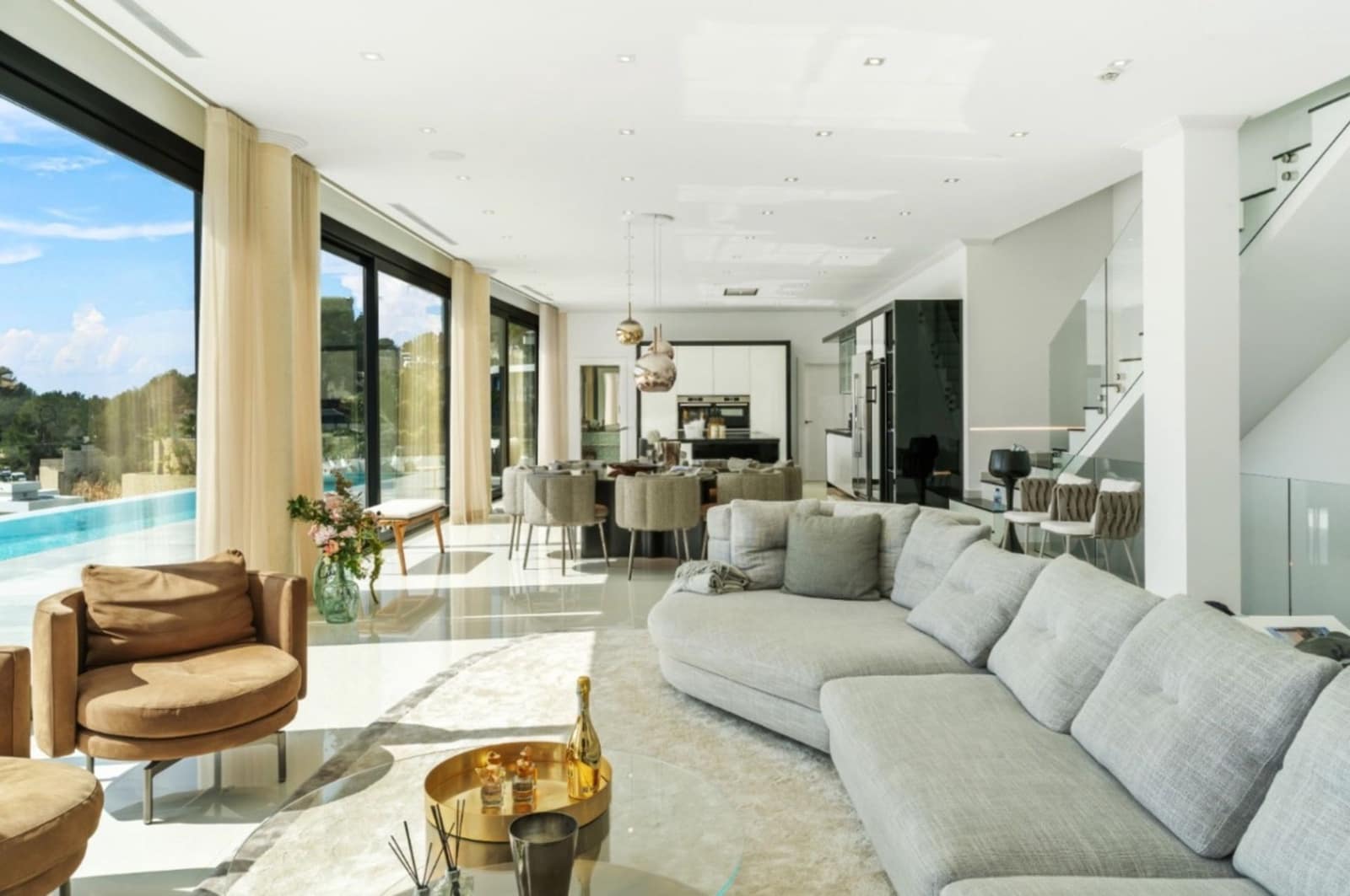 5 soveværelse Villa til salg i Benissa med swimmingpool garage - € 3.500.000 (Ref: 9129522)