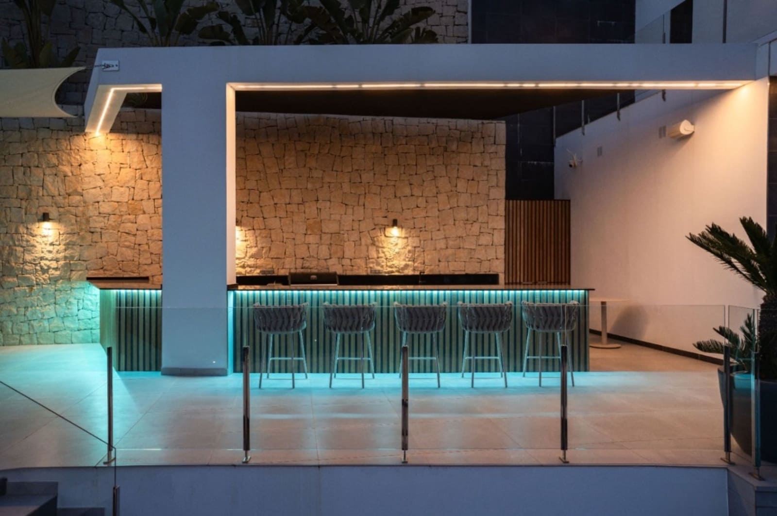 5 soveværelse Villa til salg i Benissa med swimmingpool garage - € 3.500.000 (Ref: 9129522)