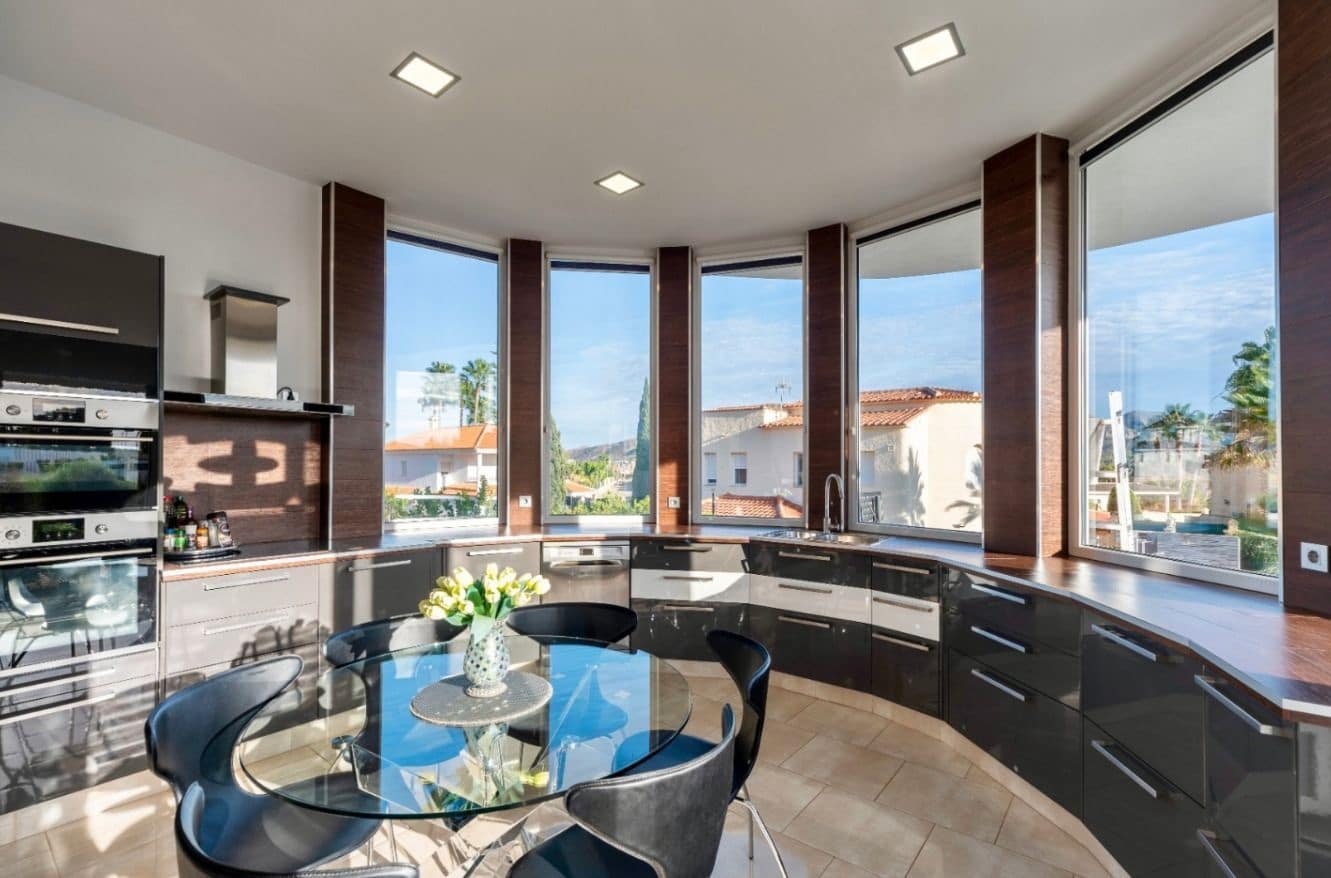 7 soveværelse Villa til salg i Alfaz del Pi / L'Alfas del Pi med swimmingpool garage - € 1.290.000 (Ref: 9146804)