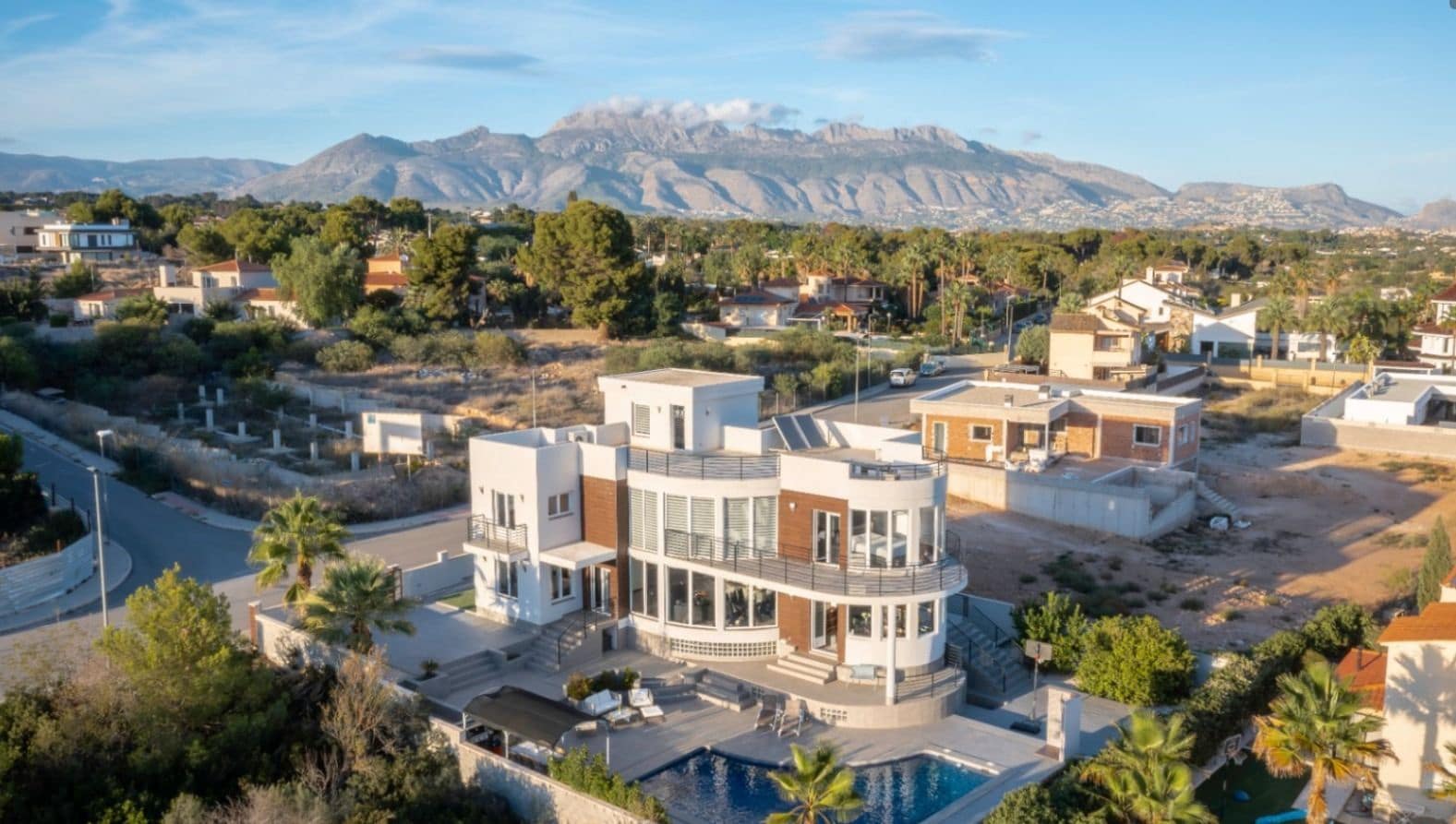 7 soveværelse Villa til salg i Alfaz del Pi / L'Alfas del Pi med swimmingpool garage - € 1.290.000 (Ref: 9146804)