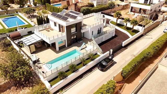 4 slaapkamer Villa te koop in Calpe / Calp met zwembad garage - € 1.299.000 (Ref: 9153651)