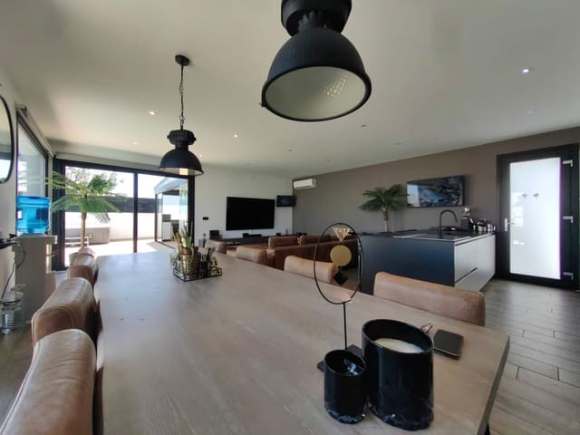 4 slaapkamer Villa te koop in Calpe / Calp met zwembad garage - € 1.299.000 (Ref: 9153651)