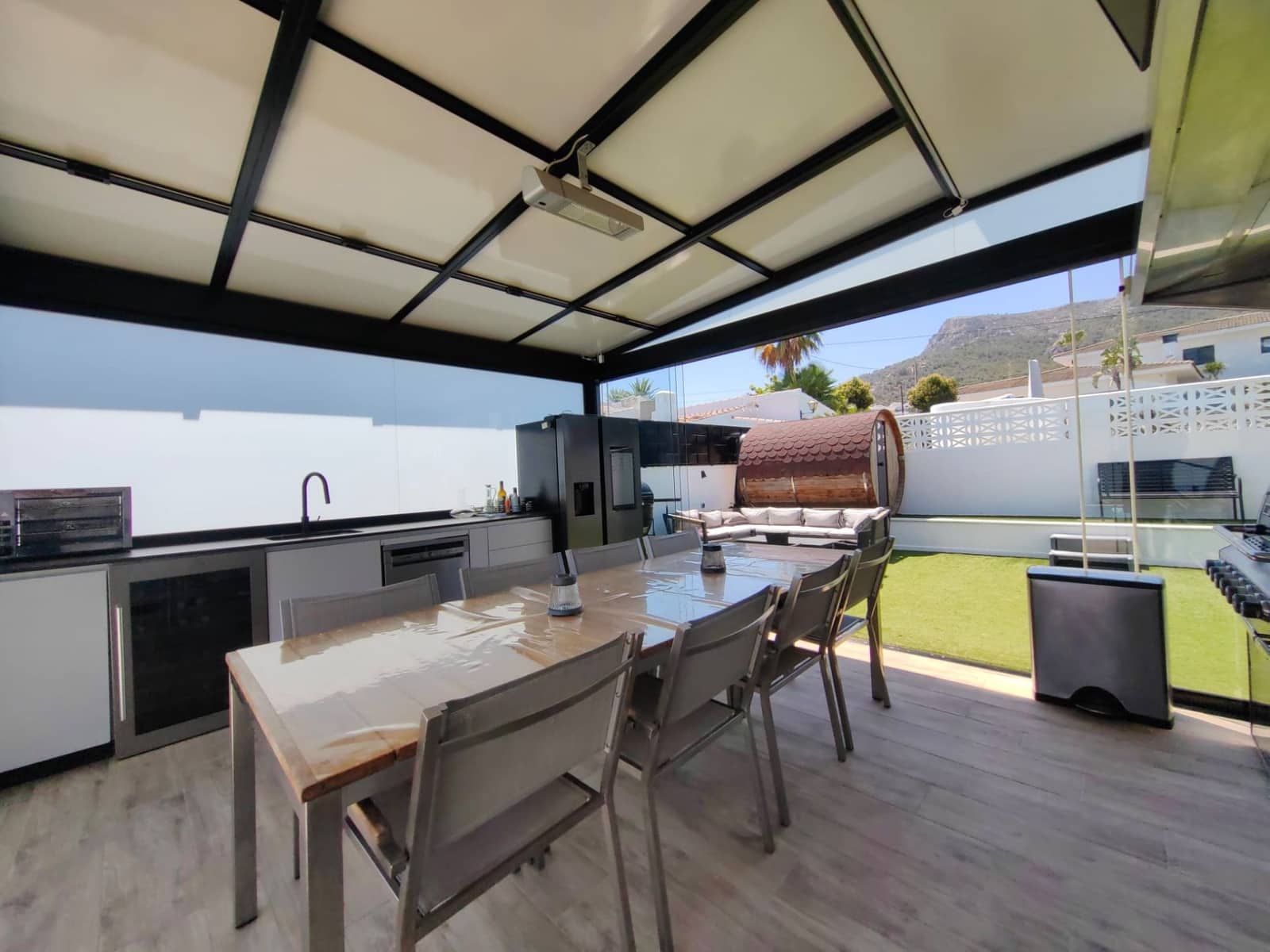 4 soverom Villa til salgs i Calpe / Calp med svømmebasseng garasje - € 1 299 000 (Ref: 9153651)