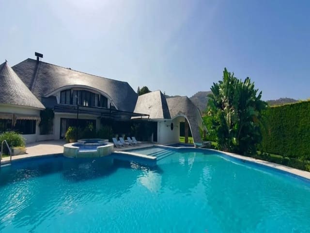 5 Zimmer Villa zu verkaufen in Benidorm mit Pool Garage - 2.500.000 € (Ref: 9169355)