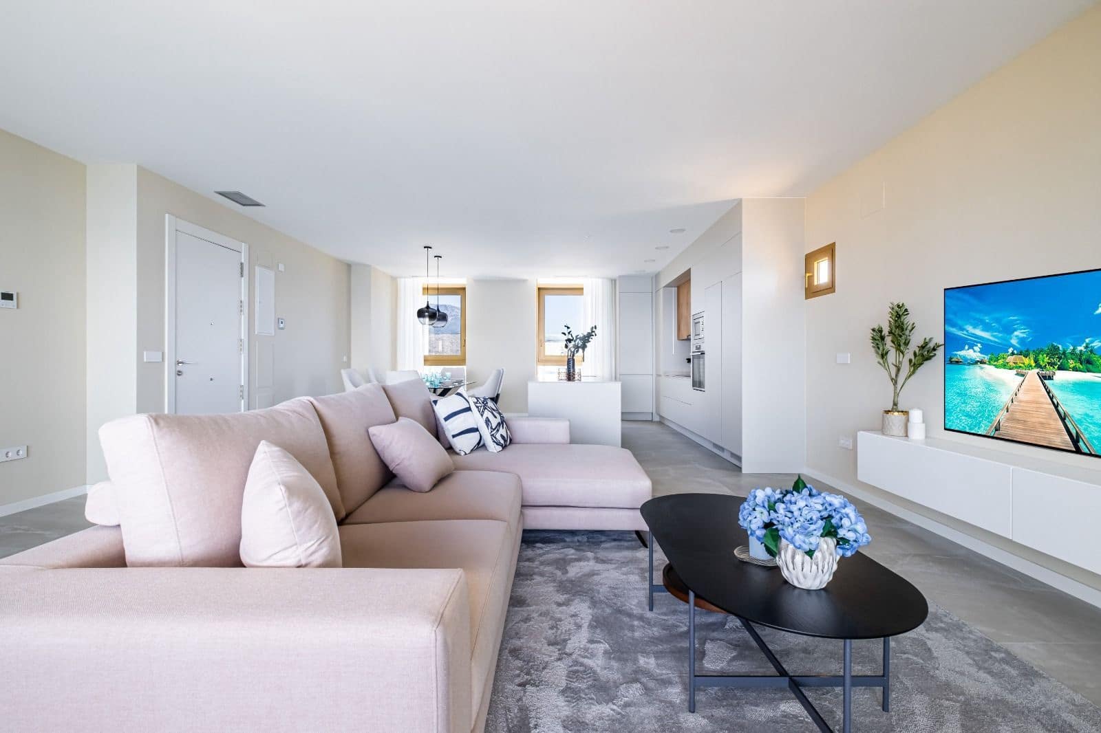 3 soveværelse Lejlighed til salg i Benidorm med swimmingpool garage - € 1.095.000 (Ref: 9169364)