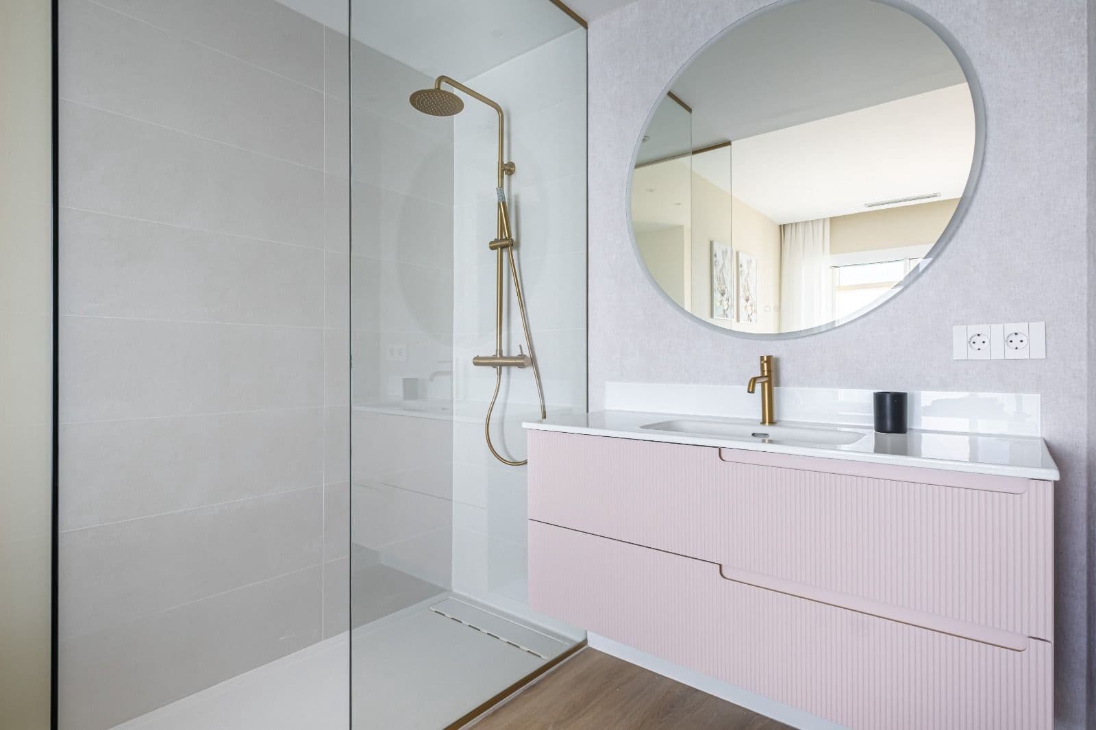 3 soveværelse Lejlighed til salg i Benidorm med swimmingpool garage - € 1.095.000 (Ref: 9169364)