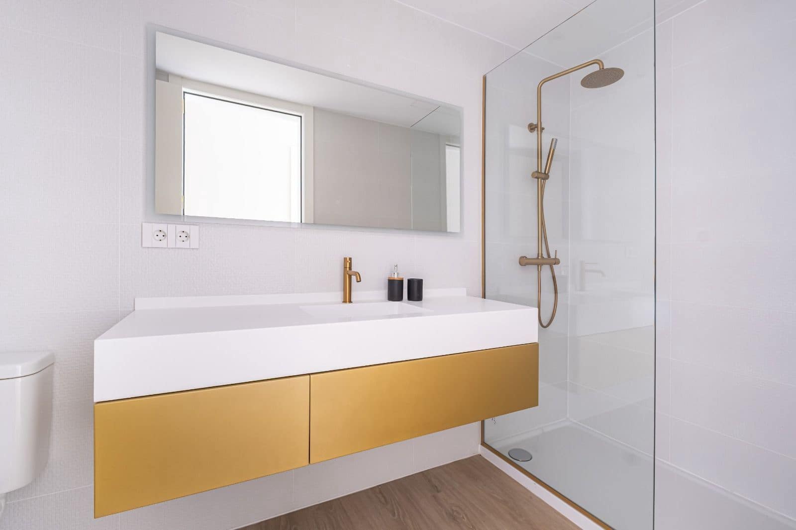 3 soveværelse Lejlighed til salg i Benidorm med swimmingpool garage - € 1.095.000 (Ref: 9169364)