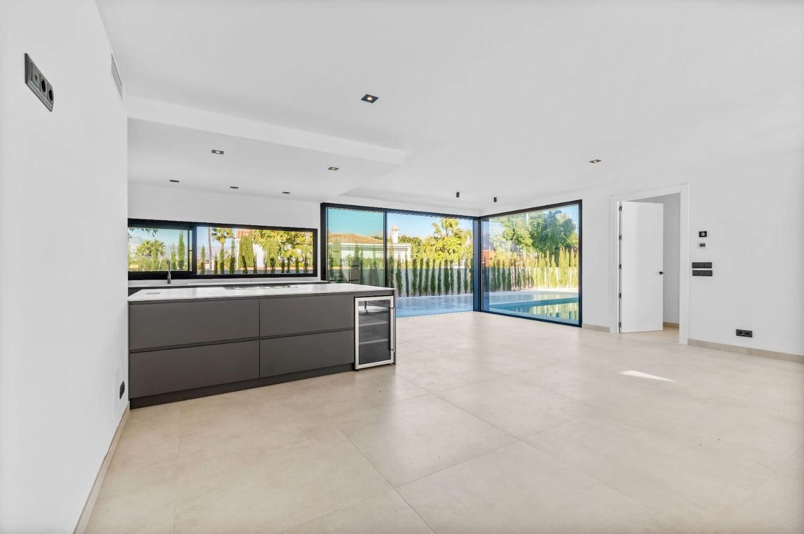 4 soveværelse Villa til salg i Albir med swimmingpool garage - € 1.300.000 (Ref: 9169368)