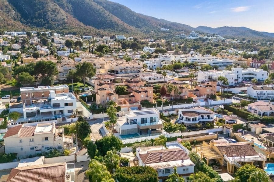 4 soveværelse Villa til salg i Albir med swimmingpool garage - € 1.300.000 (Ref: 9169368)