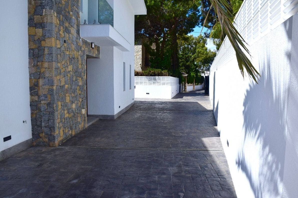 5 soveværelse Villa til salg i Calpe / Calp med swimmingpool garage - € 3.900.000 (Ref: 9169371)
