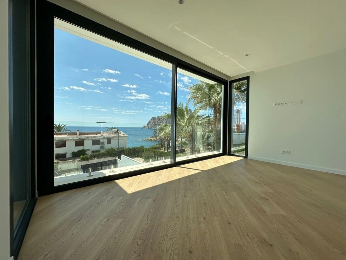 5 soveværelse Villa til salg i Calpe / Calp med swimmingpool garage - € 3.900.000 (Ref: 9169371)