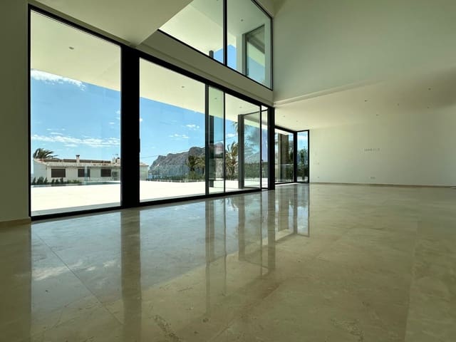 5 bedroom Villa for sale in Calpe / Calp with pool garage - € 3,900,000 (Ref: 9169371)