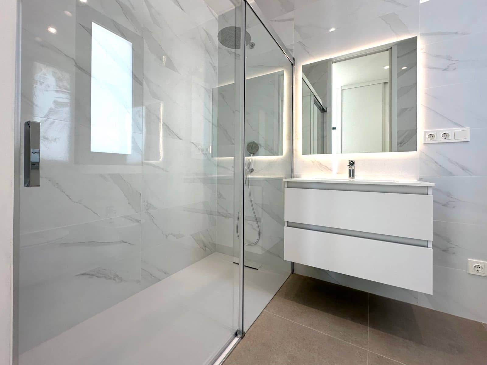 5 soveværelse Villa til salg i Calpe / Calp med swimmingpool garage - € 3.900.000 (Ref: 9169371)