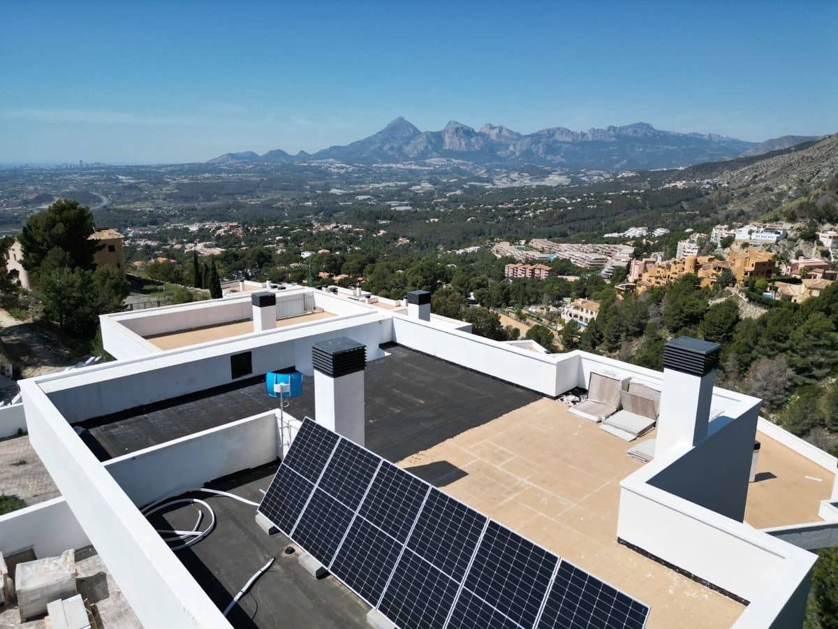 4 soveværelse Villa til salg i Altea med swimmingpool garage - € 890.000 (Ref: 9169374)