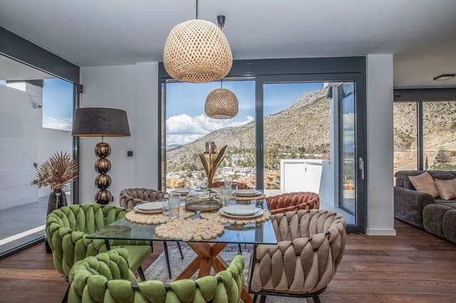 4 soverom Villa til salgs i Altea med svømmebasseng garasje - € 890 000 (Ref: 9169374)
