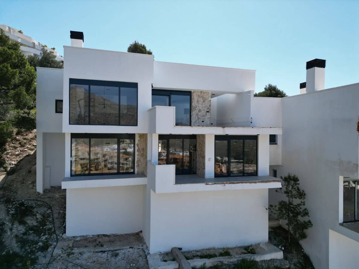 4 soveværelse Villa til salg i Altea med swimmingpool garage - € 890.000 (Ref: 9169374)