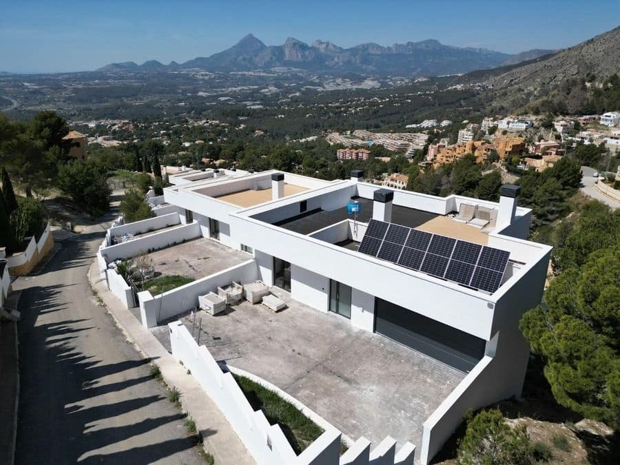 4 soveværelse Villa til salg i Altea med swimmingpool garage - € 890.000 (Ref: 9169374)