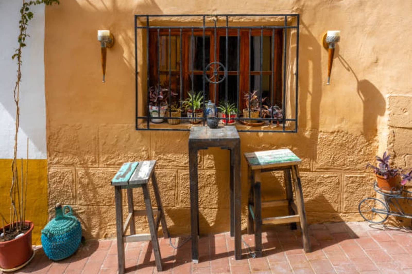 3 bedroom Villa for sale in Polop with garage - € 595,000 (Ref: 9169383)