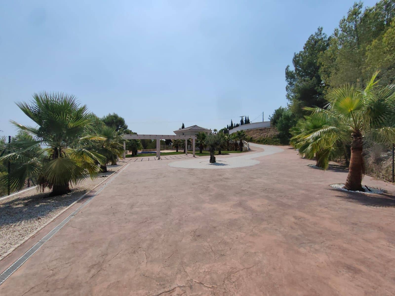 4 soverom Villa til salgs i La Nucia med svømmebasseng garasje - € 750 000 (Ref: 9189050)