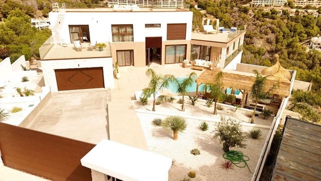 4 soveværelse Villa til salg i Altea med swimmingpool garage - € 1.750.000 (Ref: 9195314)