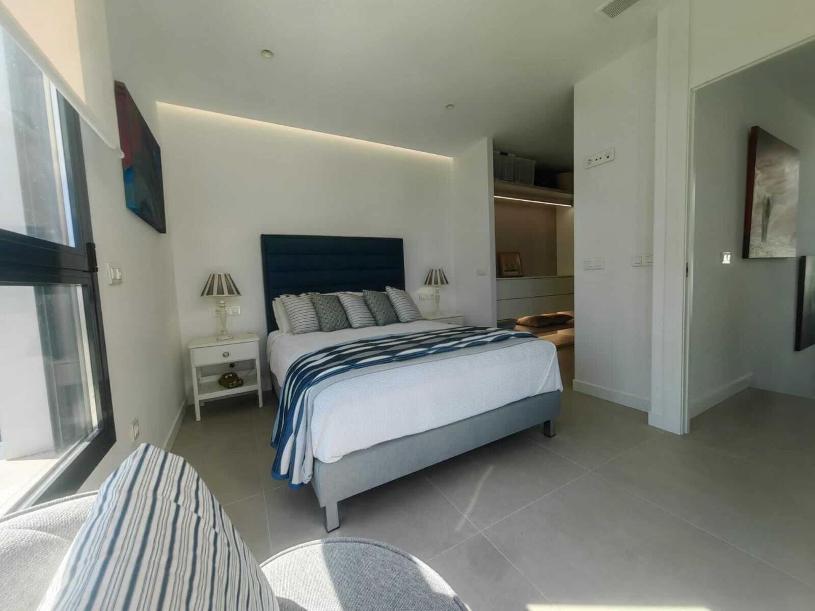 3 soverom Villa til salgs i Finestrat med svømmebasseng garasje - € 825 000 (Ref: 9239660)