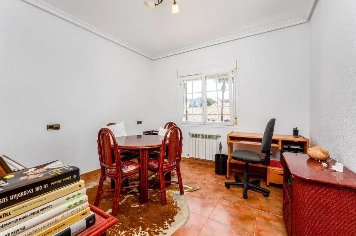 5 sovrum Villa till salu i Calpe / Calp med pool garage - 725 000 € (Ref: 9304890)