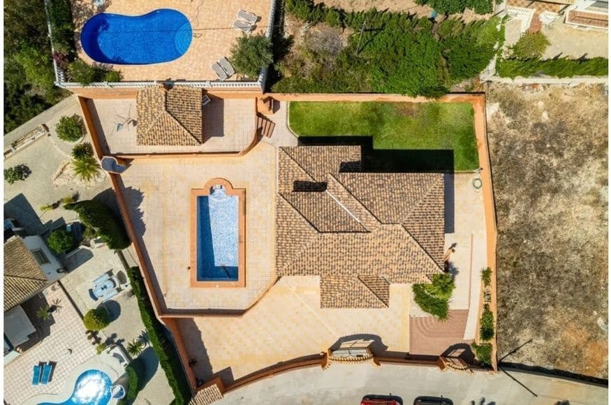 5 sovrum Villa till salu i Calpe / Calp med pool garage - 725 000 € (Ref: 9304890)