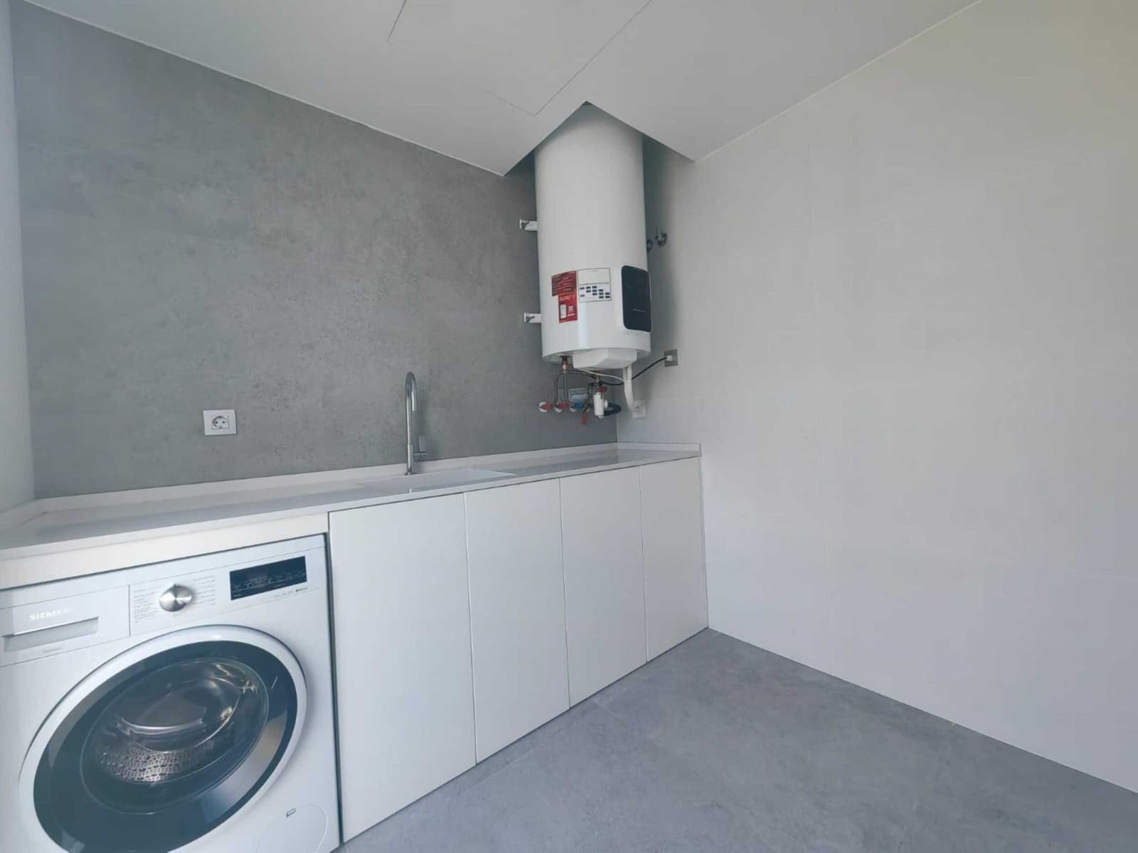 3 sypialnia Willa na sprzedaż w Finestrat z basenem garażem - 860 000 € (Ref: 9310525)