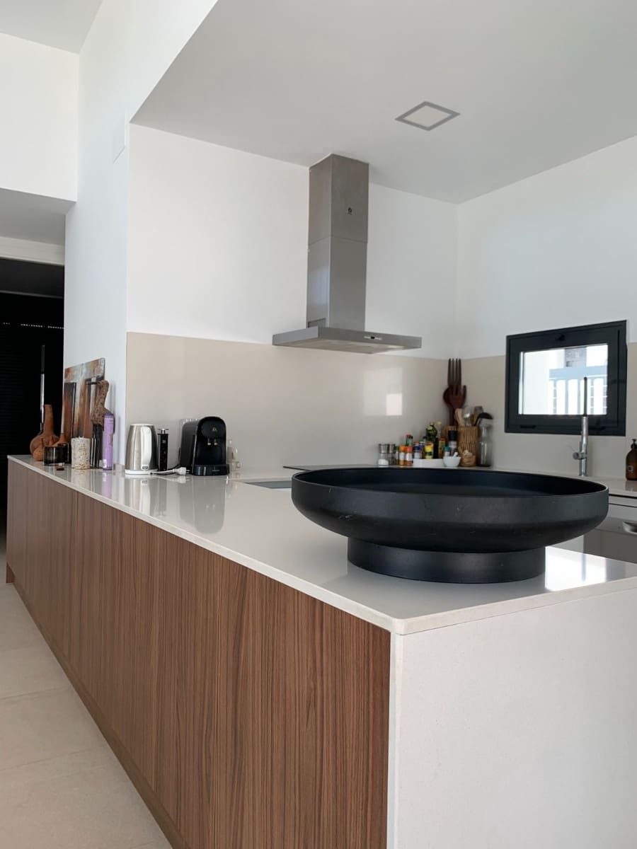 Chalet de 3 habitaciones en Polop en venta con piscina garaje - 495.000 € (Ref: 9312417)