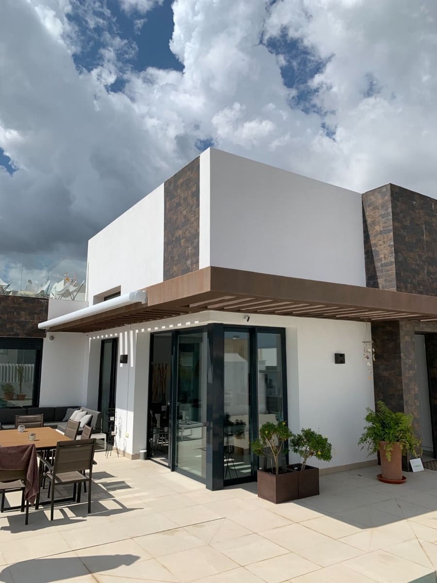 Chalet de 3 habitaciones en Polop en venta con piscina garaje - 495.000 € (Ref: 9312417)