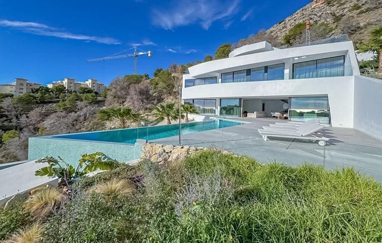 4 soveværelse Villa til salg i Altea med swimmingpool garage - € 2.290.000 (Ref: 9344409)