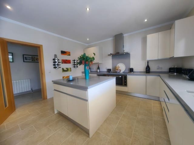 4 bedroom Villa for sale in Cometa - Carrió, Calpe / Calp with pool garage - € 899,500 (Ref: 9346985)